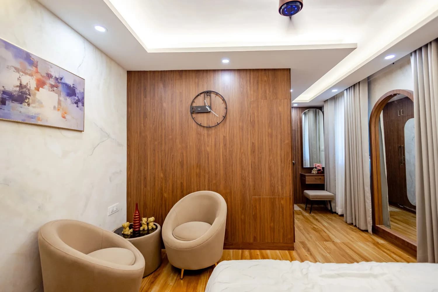 CEILING, FLOORING AND PARTITIONS